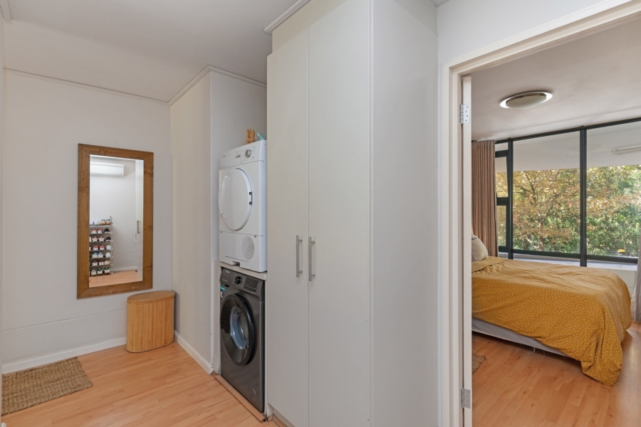 2 Bedroom Property for Sale in Gardens Western Cape